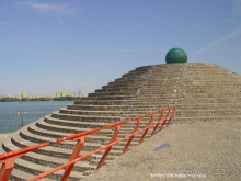 Чуден Днепр при тихой погоде...