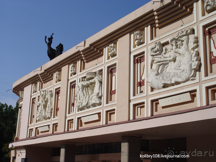 Чуден Днепр при тихой погоде...