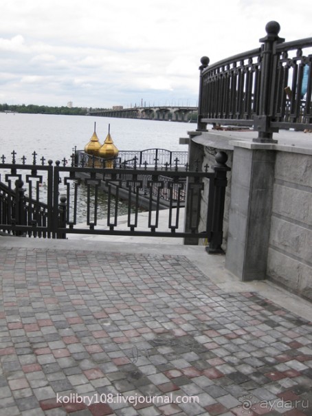 Чуден Днепр при тихой погоде...