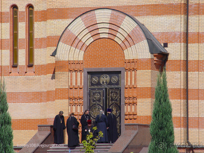 Чуден Днепр при тихой погоде...