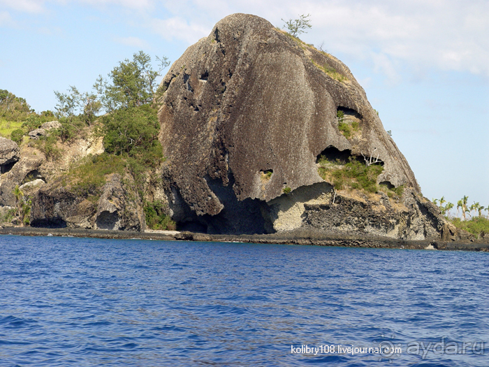 Фиджи (остров Найгани).
