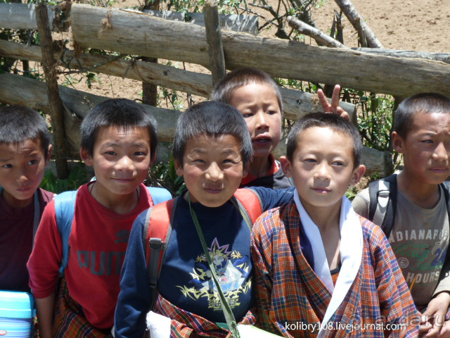 Бутан - страна говорящих флагов (часть 5-я).