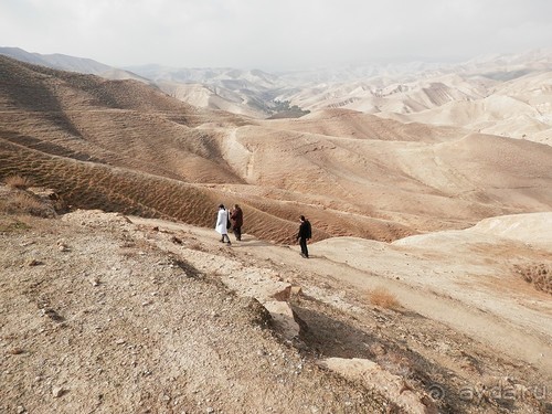 Через иудейскую пустыню и православные монастыри к Мертвому морю