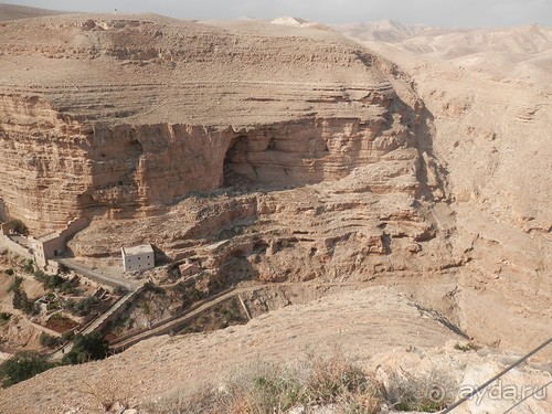 Через иудейскую пустыню и православные монастыри к Мертвому морю