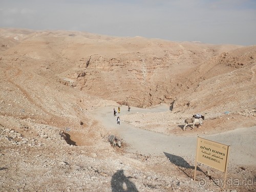 Через иудейскую пустыню и православные монастыри к Мертвому морю