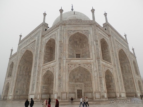 Агра.