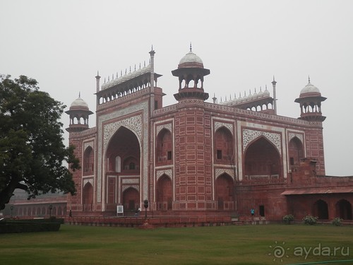 Агра.