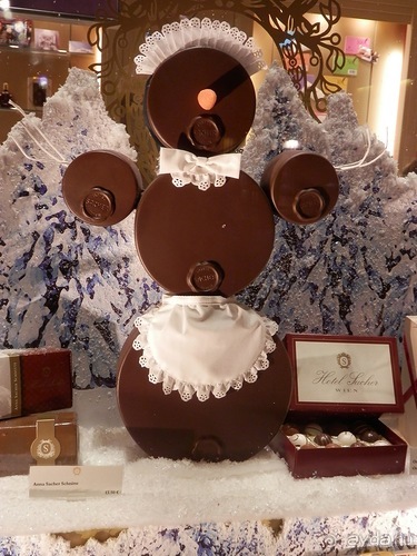 Баден - замок Раухенштайн, улицы, и немного Вены