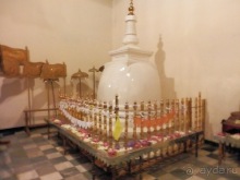 Шри-Ланка - национальные танцы и храм Зуба Будды