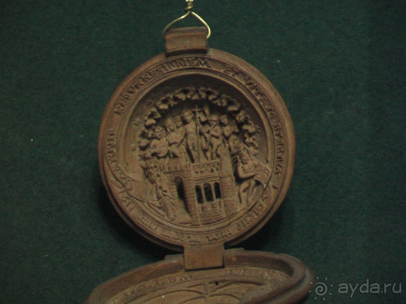 Лош - Шеверни - Париж