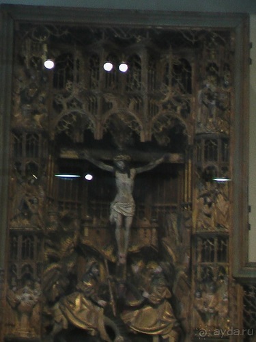 Лош - Шеверни - Париж