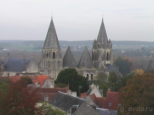 Лош - Шеверни - Париж