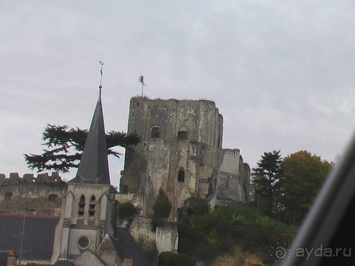 Лош - Шеверни - Париж