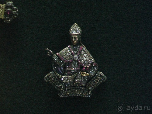 Лош - Шеверни - Париж