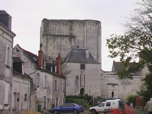 Лош - Шеверни - Париж