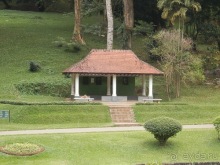 Шри-Ланка - Ботанический сад и немного магазинов