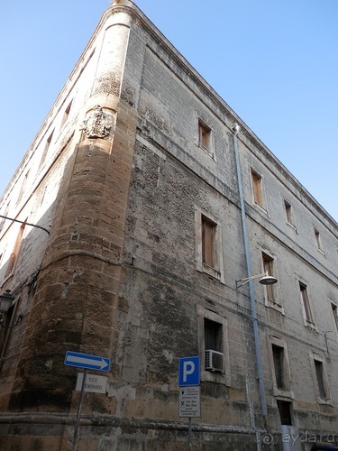 Бриндизи - Италия, Бари