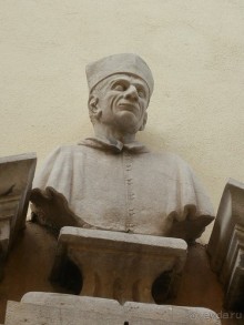 Бергамо - из верхнего города в нижний