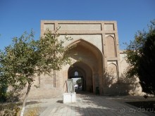 Парки, мавзолеи, рынки и музеи Бухары