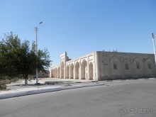 Парки, мавзолеи, рынки и музеи Бухары