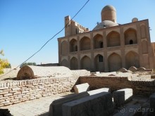 Парки, мавзолеи, рынки и музеи Бухары