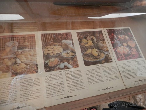 Парки, мавзолеи, рынки и музеи Бухары