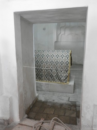 Парки, мавзолеи, рынки и музеи Бухары