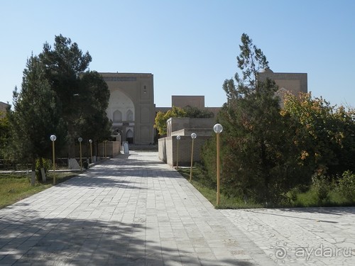 Парки, мавзолеи, рынки и музеи Бухары