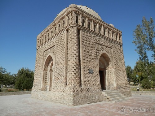 Парки, мавзолеи, рынки и музеи Бухары