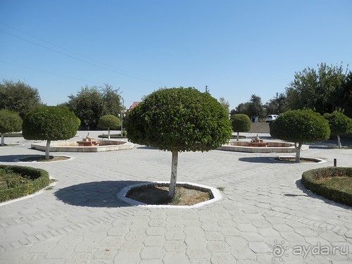 Парки, мавзолеи, рынки и музеи Бухары