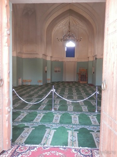 Парки, мавзолеи, рынки и музеи Бухары