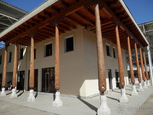 Парки, мавзолеи, рынки и музеи Бухары