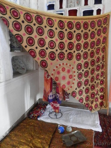 Парки, мавзолеи, рынки и музеи Бухары