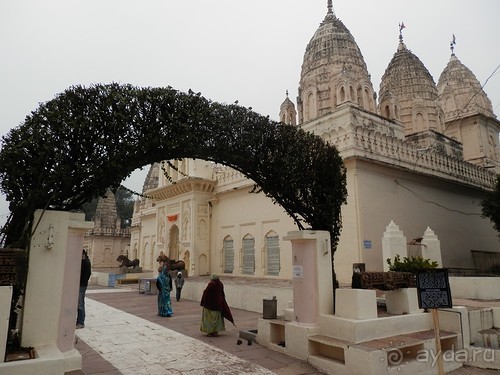 Джайнские храмы Кхаджурахо