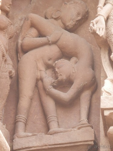 Джайнские храмы Кхаджурахо