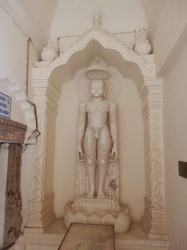 Джайнские храмы Кхаджурахо