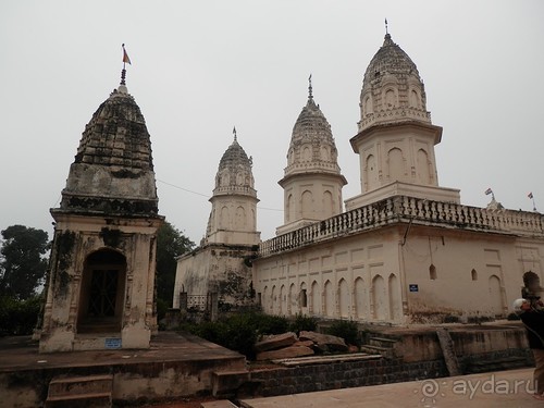 Джайнские храмы Кхаджурахо