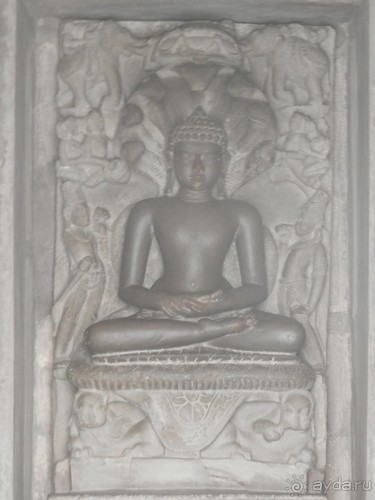 Джайнские храмы Кхаджурахо