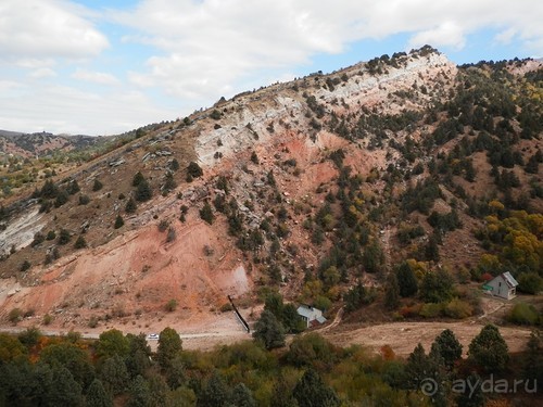 А Чимганские горы царят вдалеке и безумно прекрасны собою
