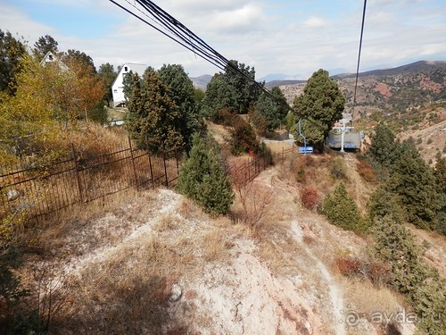 А Чимганские горы царят вдалеке и безумно прекрасны собою