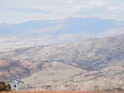 А Чимганские горы царят вдалеке и безумно прекрасны собою