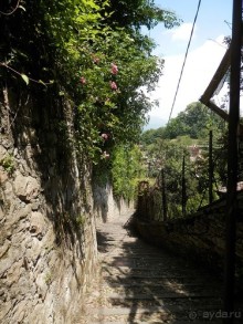 Бергамо - замок San Vigilio и холмы за городом