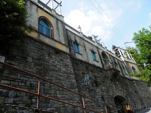 Бергамо - замок San Vigilio и холмы за городом