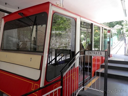 Бергамо - замок San Vigilio и холмы за городом