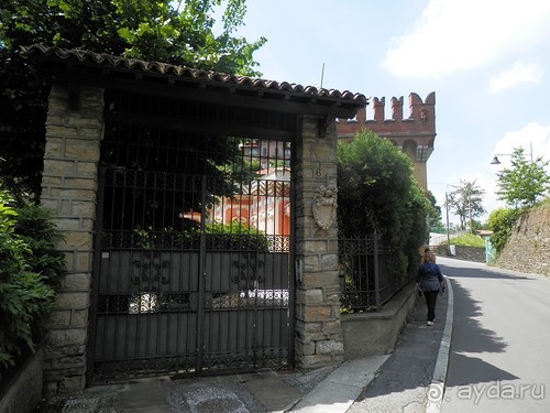 Бергамо - замок San Vigilio и холмы за городом