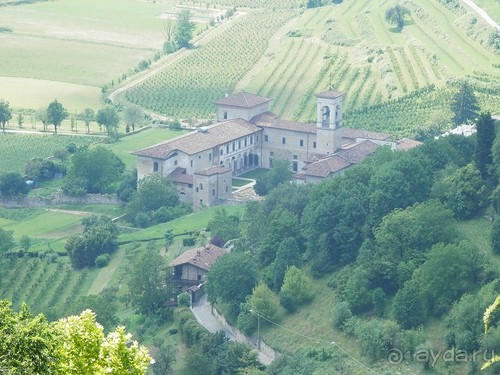 Бергамо - замок San Vigilio и холмы за городом