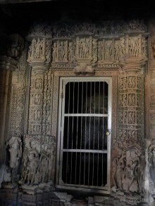 Эротические храмы Кхаджурахо