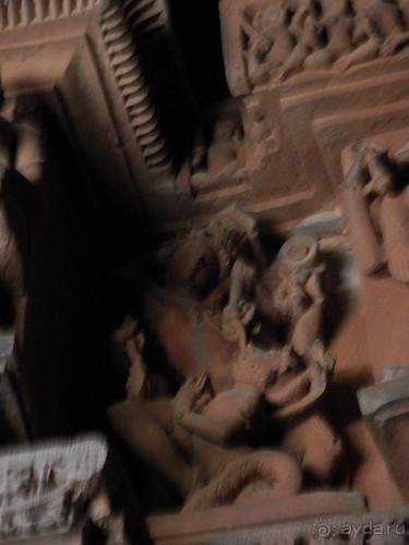 Эротические храмы Кхаджурахо