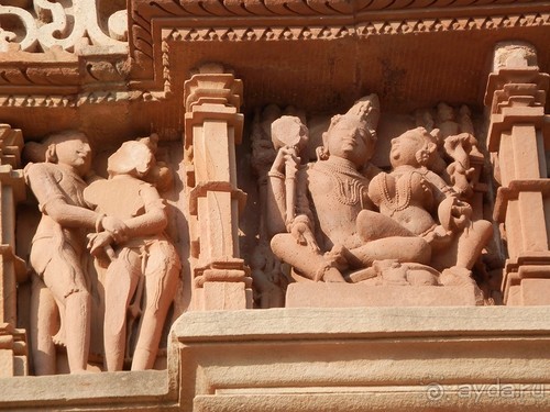 Эротические храмы Кхаджурахо