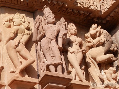 Эротические храмы Кхаджурахо